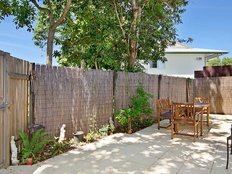 3/5 Ingham Court, Mooroobool QLD 4870
