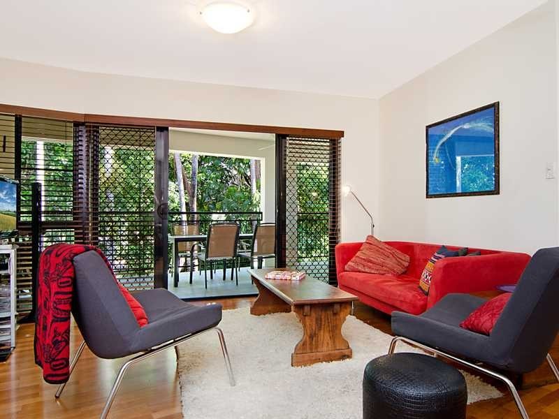 8/33 Digger Street, Cairns North QLD 4870