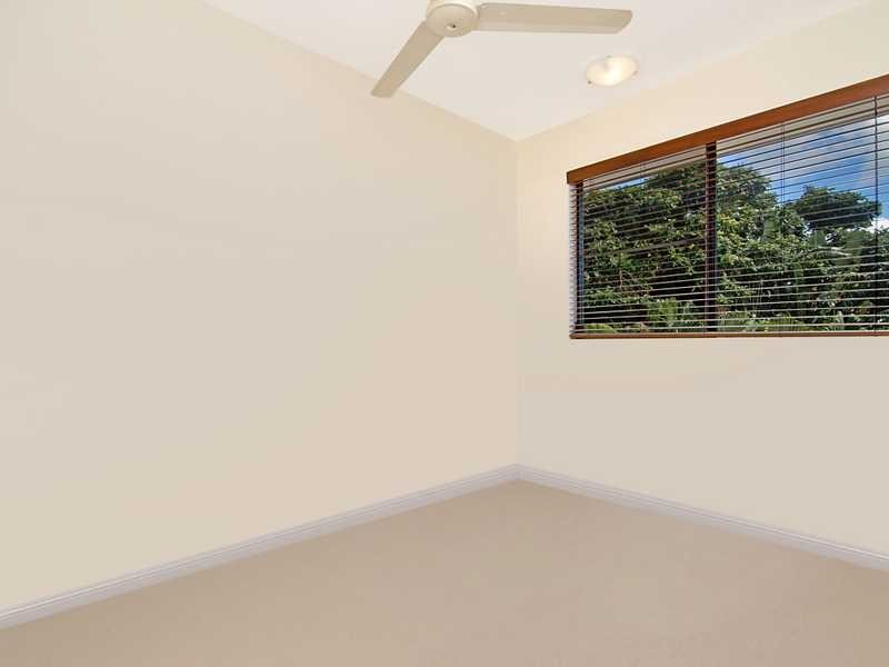 8/33 Digger Street, Cairns North QLD 4870