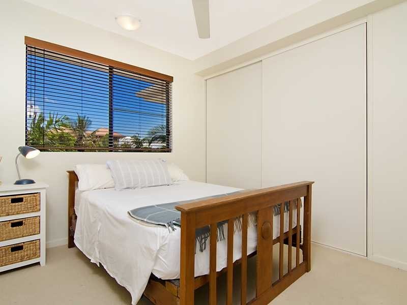 8/33 Digger Street, Cairns North QLD 4870