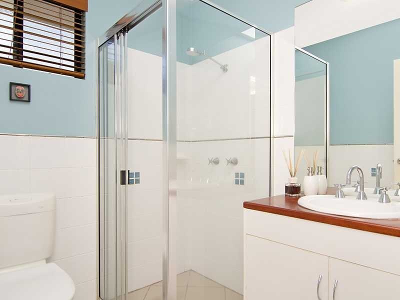 8/33 Digger Street, Cairns North QLD 4870