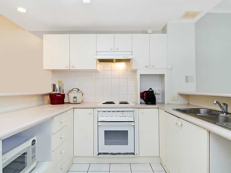 13/34 Patience Street, Cairns QLD 4870