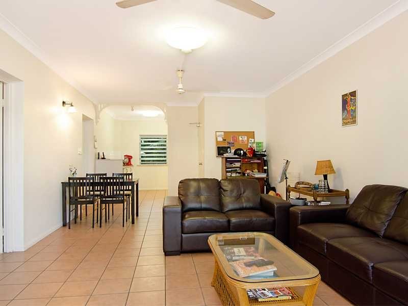 9/8 Clare Street, Parramatta Park QLD 4870