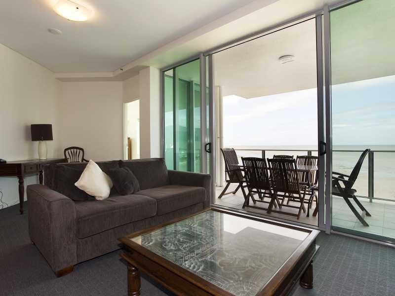 1104/99 Esplanade, Cairns City QLD 4870