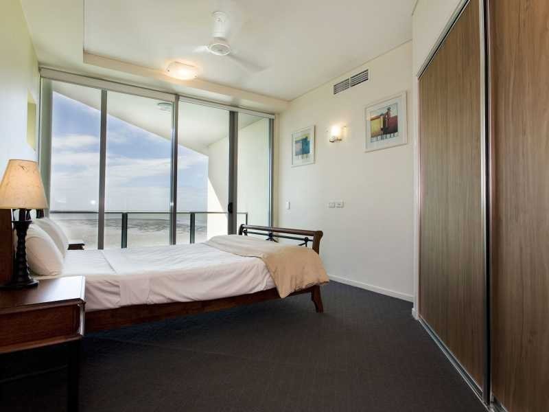 1104/99 Esplanade, Cairns City QLD 4870