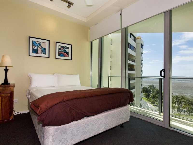 1104/99 Esplanade, Cairns City QLD 4870