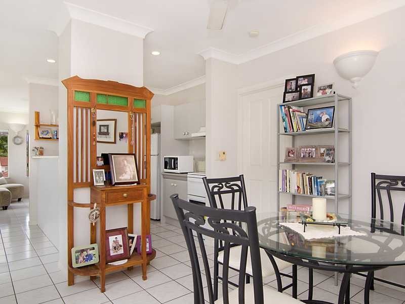 10/28 Springfield Crescent, Manoora QLD 4870