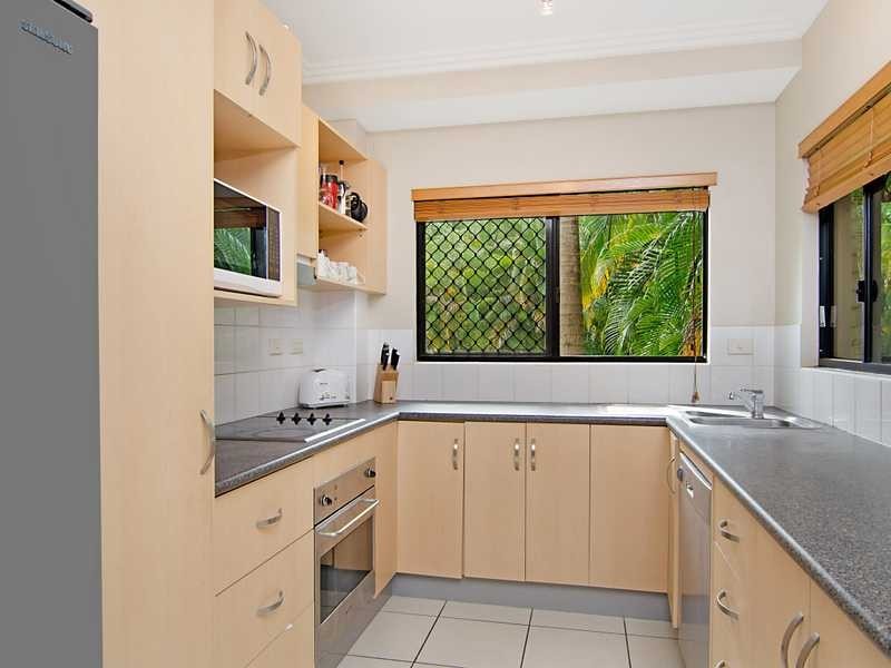 4/19 Upward Street, Cairns QLD 4870