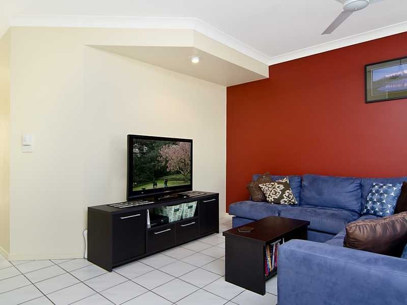 3/10 Grantala Street, Manoora QLD 4870