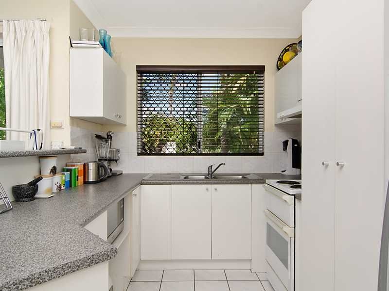 3/10 Grantala Street, Manoora QLD 4870