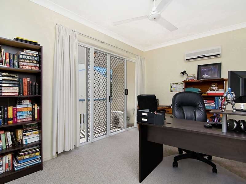 3/10 Grantala Street, Manoora QLD 4870