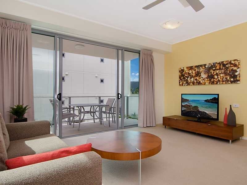 30501/99 Esplanade, Cairns City QLD 4870