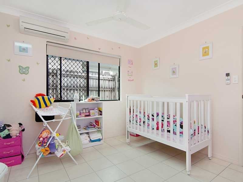 30 Nell Close, Kanimbla QLD 4870