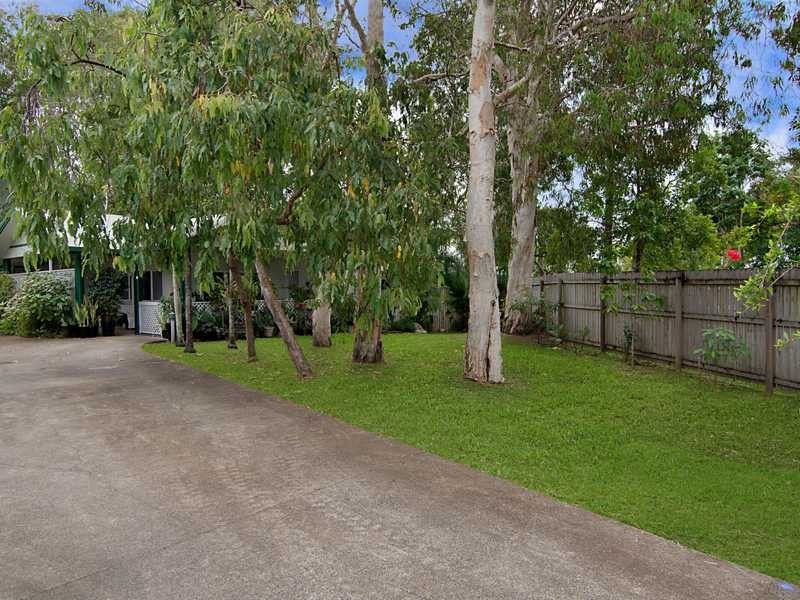 4/1 Hollett Close, Manunda QLD 4870