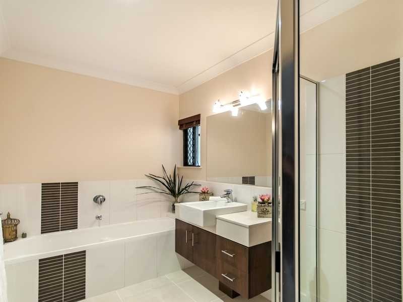 25 Greenock Way, Brinsmead QLD 4870