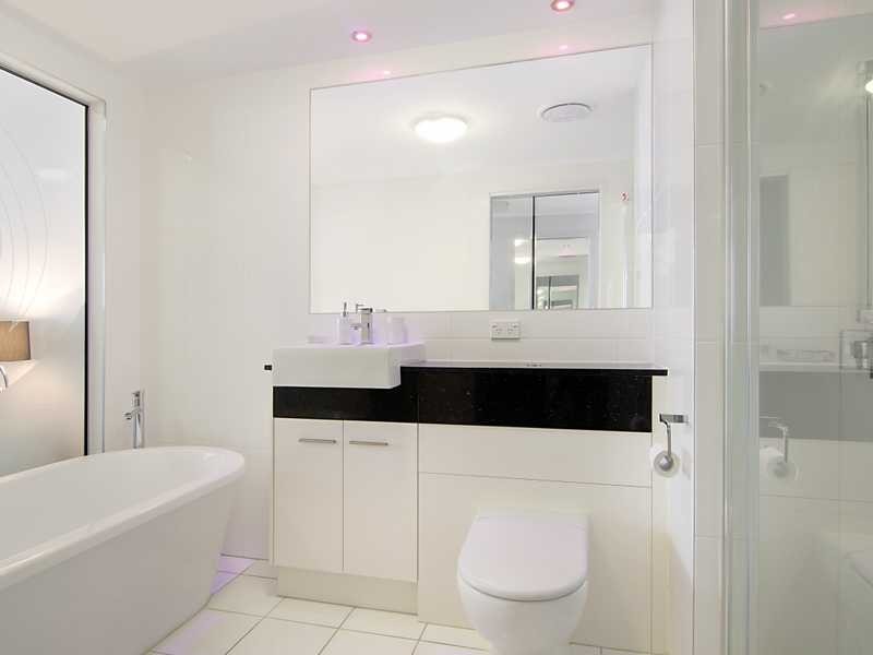 207/114 to 118 Abbott Street, Cairns City QLD 4870