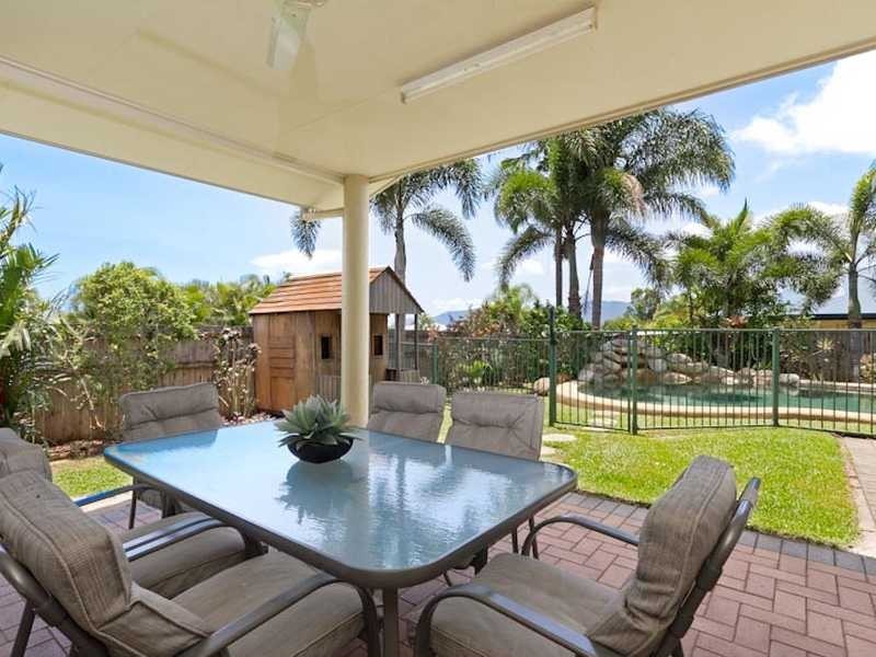 177 McFarlane Drive, Kanimbla QLD 4870