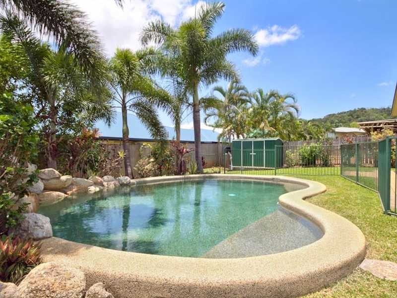177 McFarlane Drive, Kanimbla QLD 4870