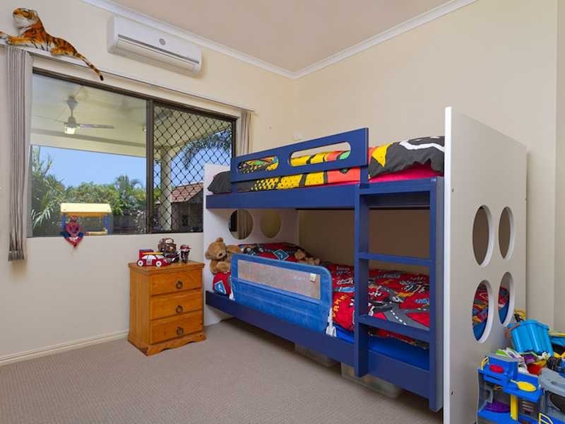 177 McFarlane Drive, Kanimbla QLD 4870