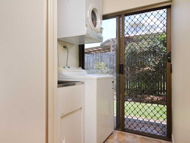 177 McFarlane Drive, Kanimbla QLD 4870