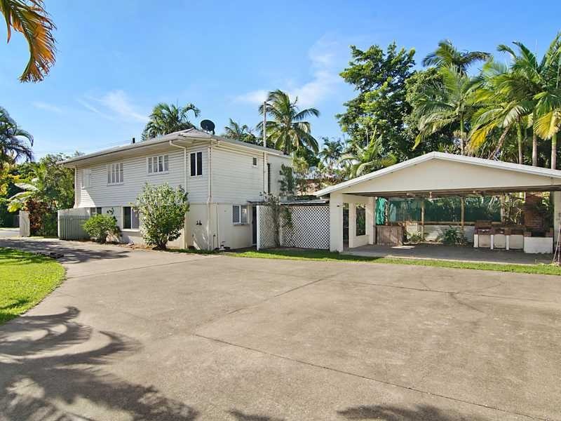 15 Morehead Street, Bungalow QLD 4870