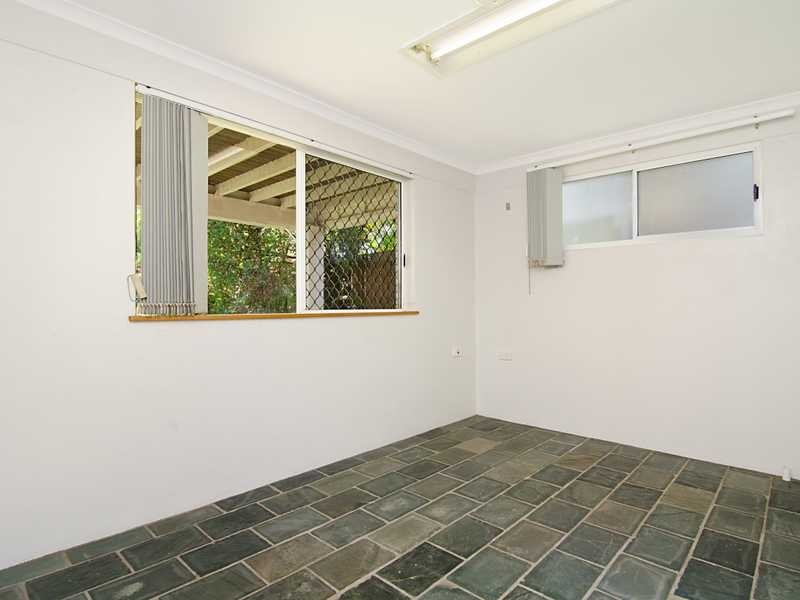 15 Morehead Street, Bungalow QLD 4870