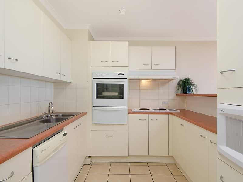 22/249-251 Esplanade, Cairns North QLD 4870