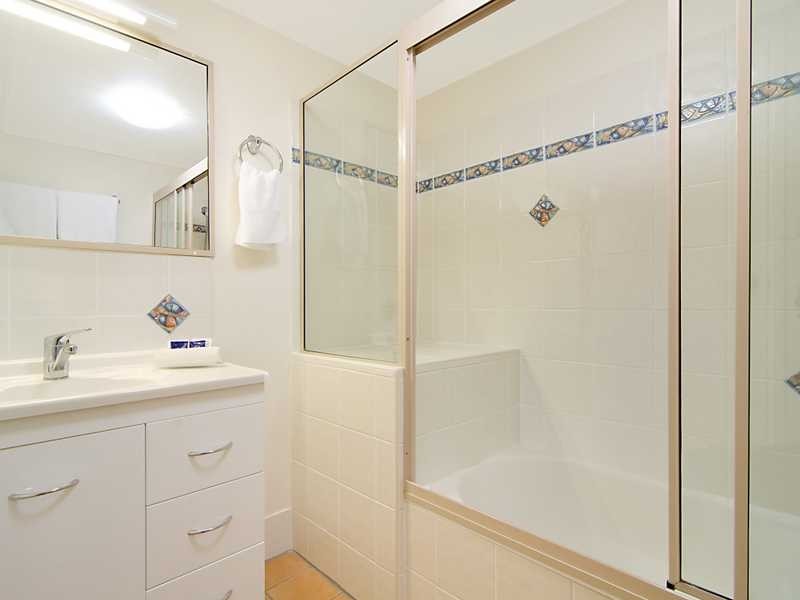 22/249-251 Esplanade, Cairns North QLD 4870