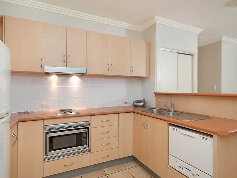 2/39 Digger Street, Cairns North QLD 4870