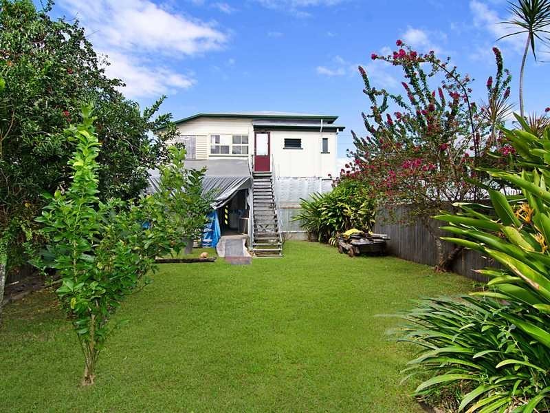 18 Victoria St, Parramatta Park QLD 4870