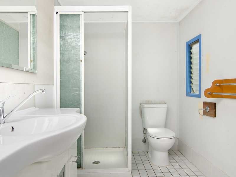 18 Victoria St, Parramatta Park QLD 4870