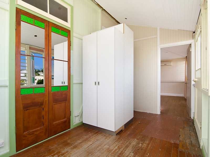 18 Victoria St, Parramatta Park QLD 4870