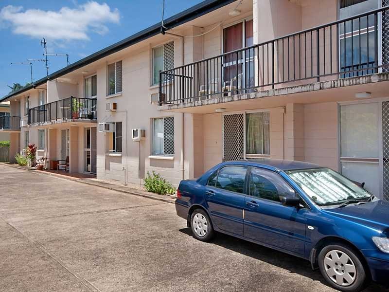 5/211 Lake Street, Cairns North QLD 4870