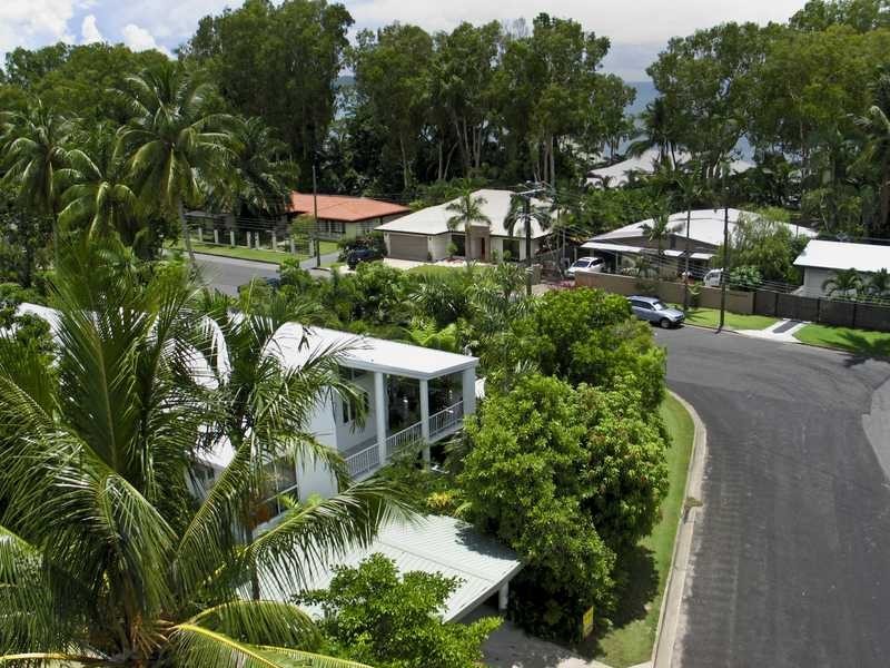 15 Batt Street, Clifton Beach QLD 4879