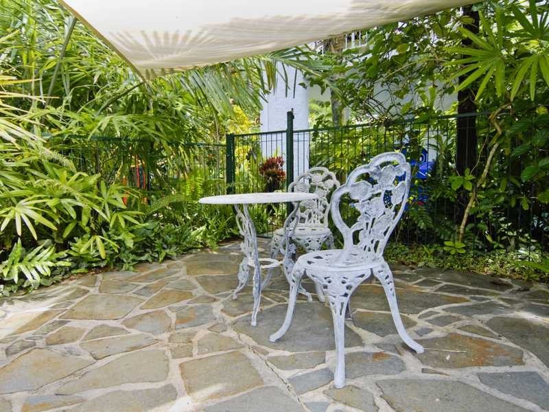 15 Batt Street, Clifton Beach QLD 4879