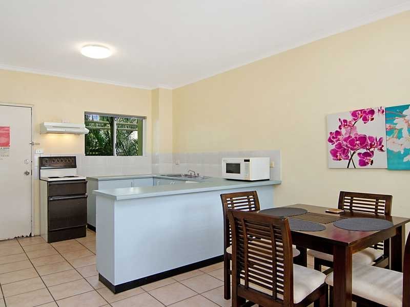 218/219-225 McLeod Street, Cairns North QLD 4870