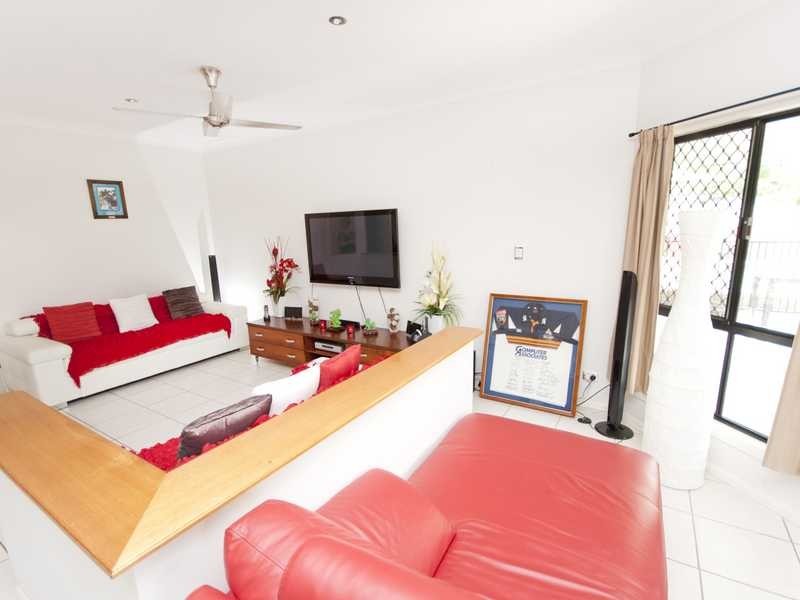 18 Messina Close, Kanimbla QLD 4870