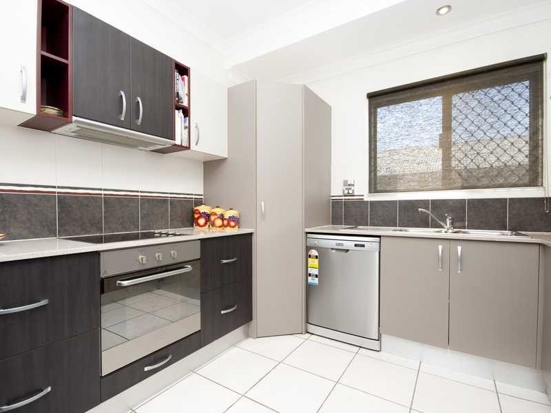 18 Messina Close, Kanimbla QLD 4870