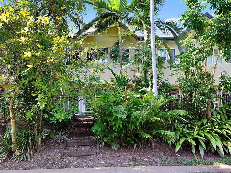 11/17 Digger Street, Cairns North QLD 4870