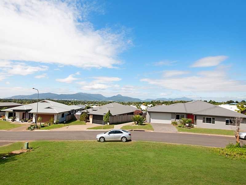 5 Morwong Close, Kanimbla QLD 4870