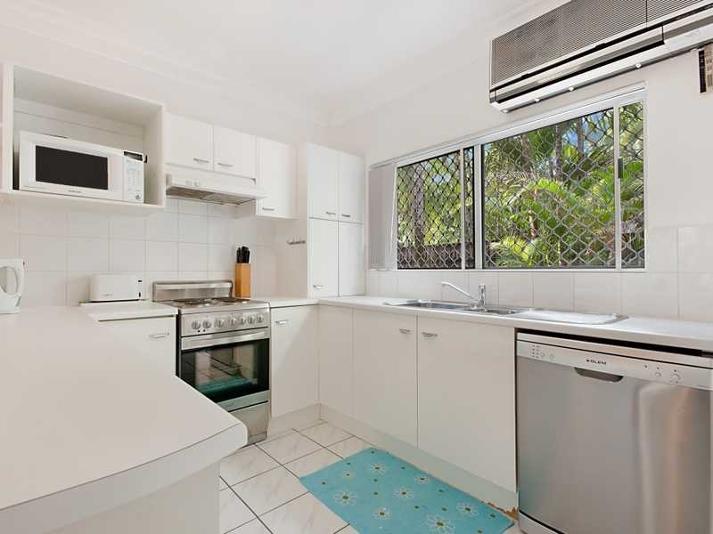 15/13-15 Behan Street, Cairns QLD 4870