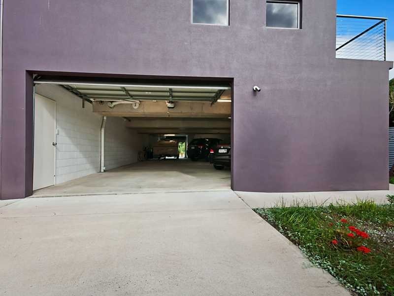 11 Gelling Street, Cairns North QLD 4870