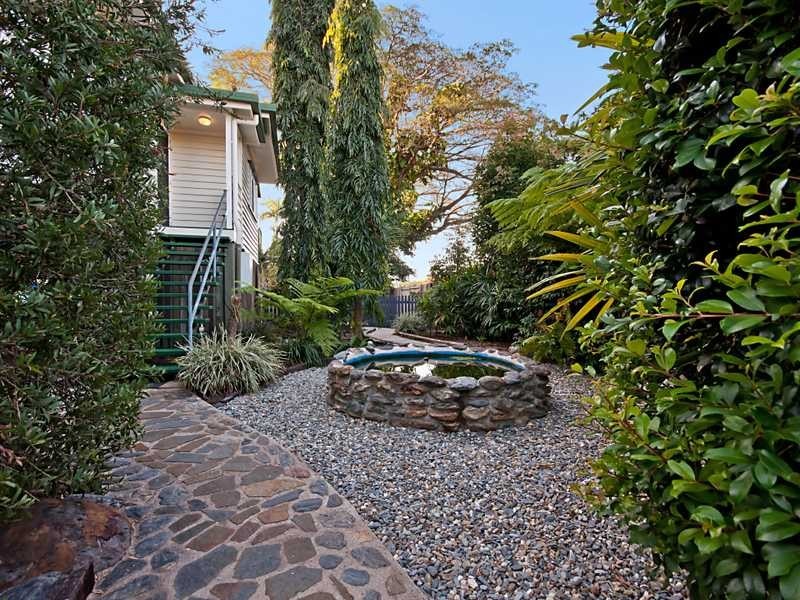 2 George Street, Earlville QLD 4870