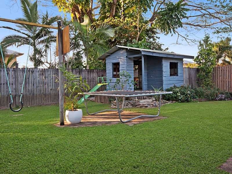 2 George Street, Earlville QLD 4870