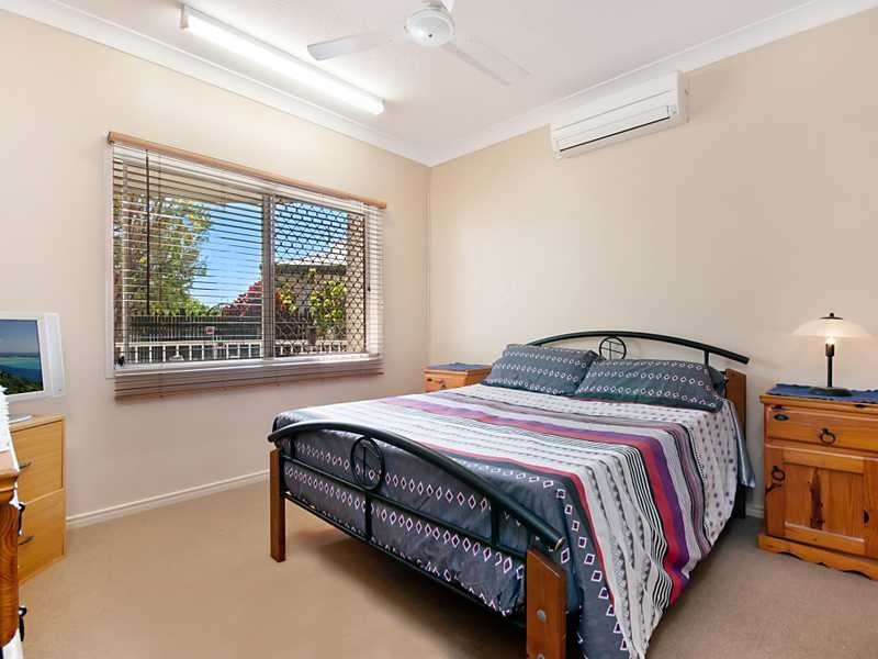 1/11 Ingham Court, Mooroobool QLD 4870