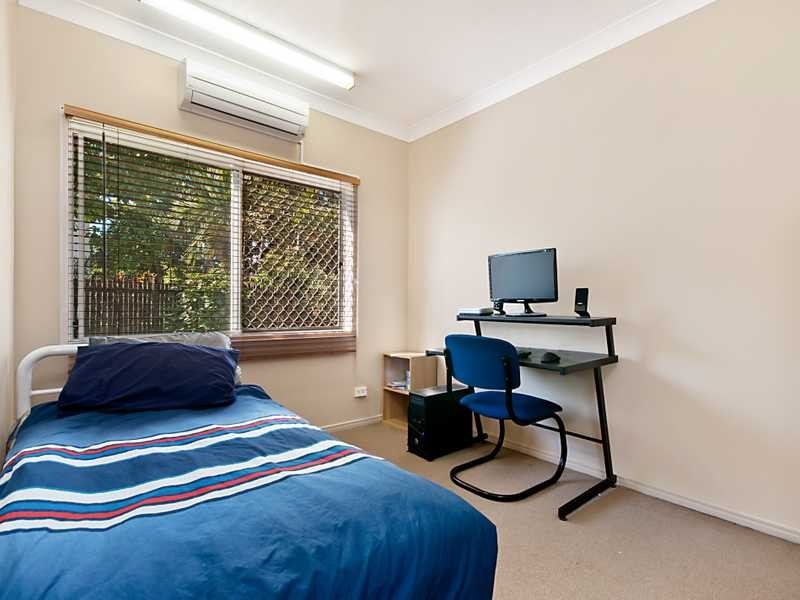 1/11 Ingham Court, Mooroobool QLD 4870