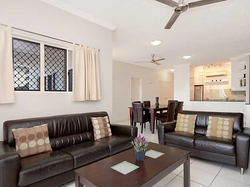 15/79 Spence Street, Cairns QLD 4870