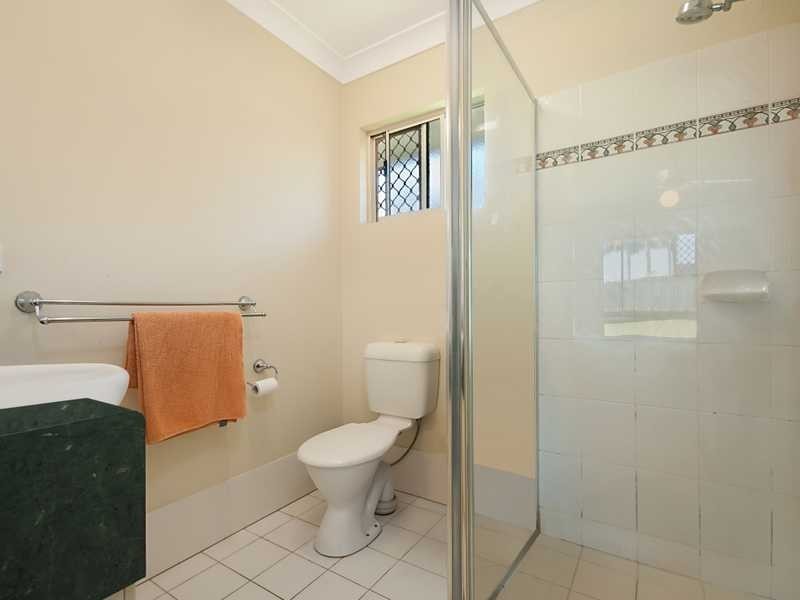 25 Elphinstone Street, Kanimbla QLD 4870