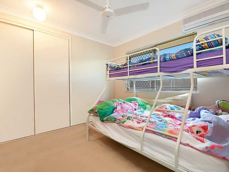 25 Elphinstone Street, Kanimbla QLD 4870