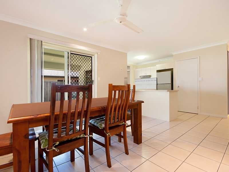 25 Elphinstone Street, Kanimbla QLD 4870